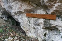 Grotte-de-St-Arthaud-scaled